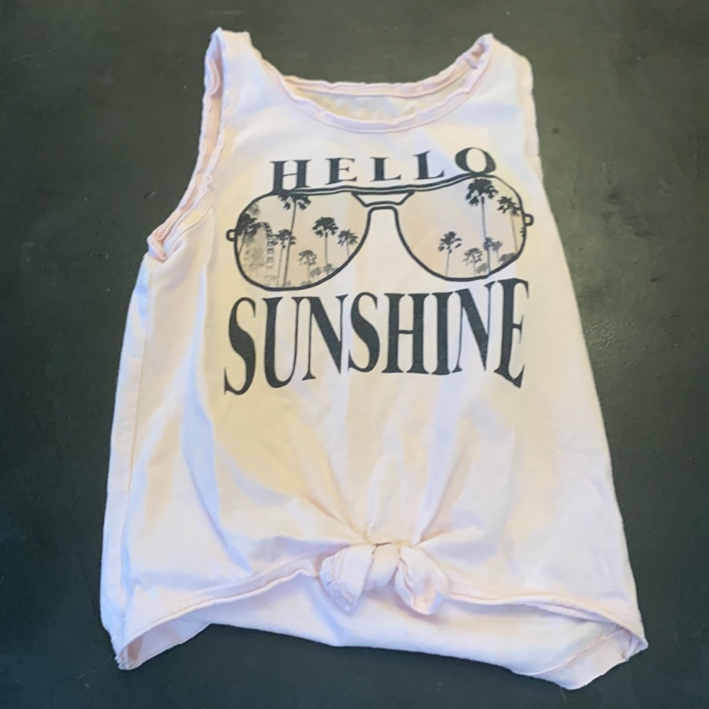 Color Changing Pink Graphic Tank